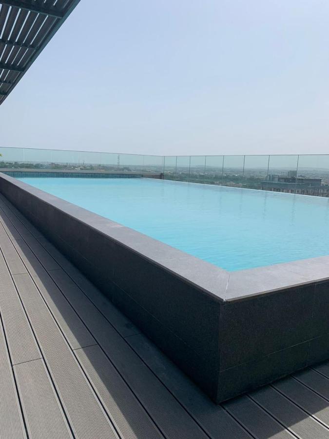 Rt Properties @ The Lennox Airport Residential Accra Eksteriør billede