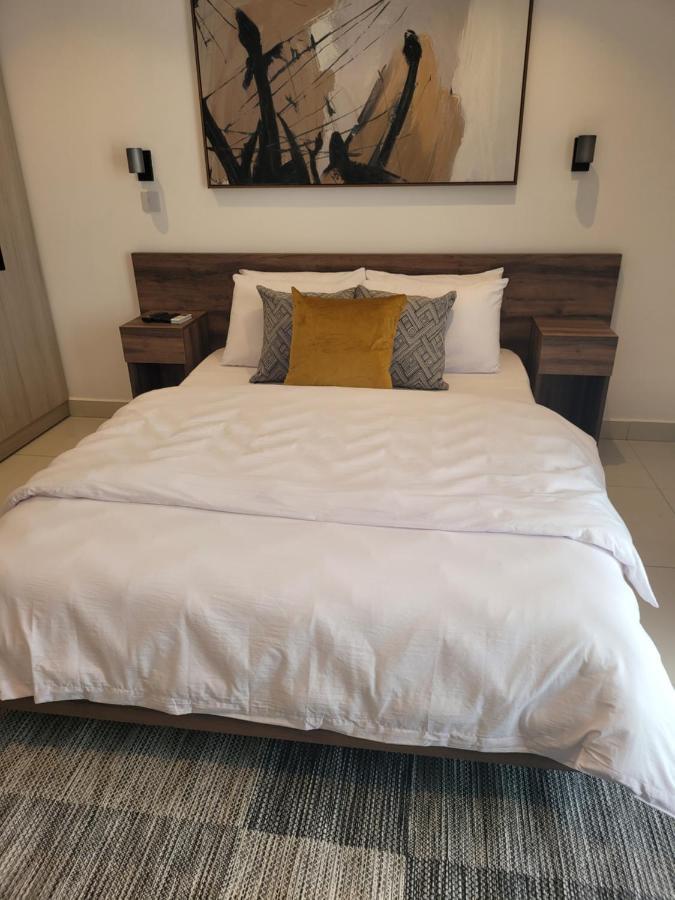 Rt Properties @ The Lennox Airport Residential Accra Eksteriør billede