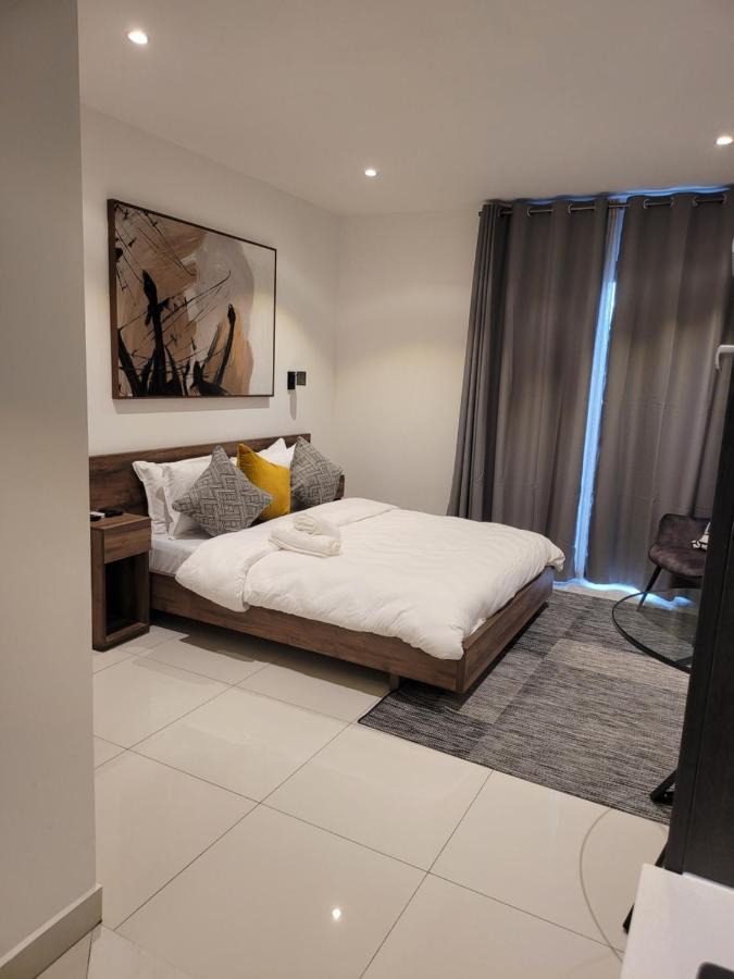 Rt Properties @ The Lennox Airport Residential Accra Eksteriør billede